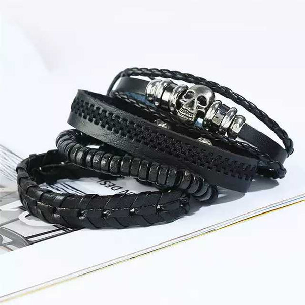 Skull Crypt Bracelet Set