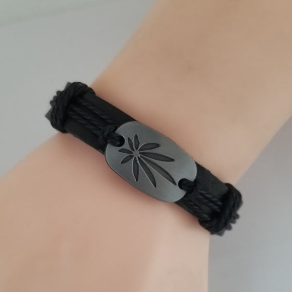 Marley Leaf Bracelet - black