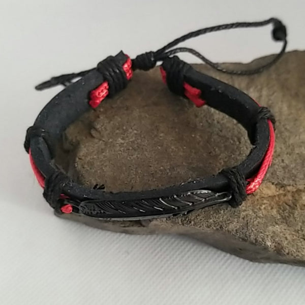 Feather Bracelet - Black/Red