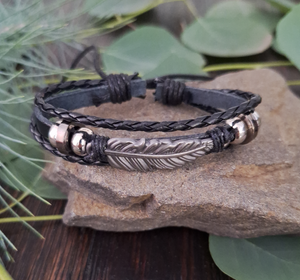 Feather Leather Bracelet - Black