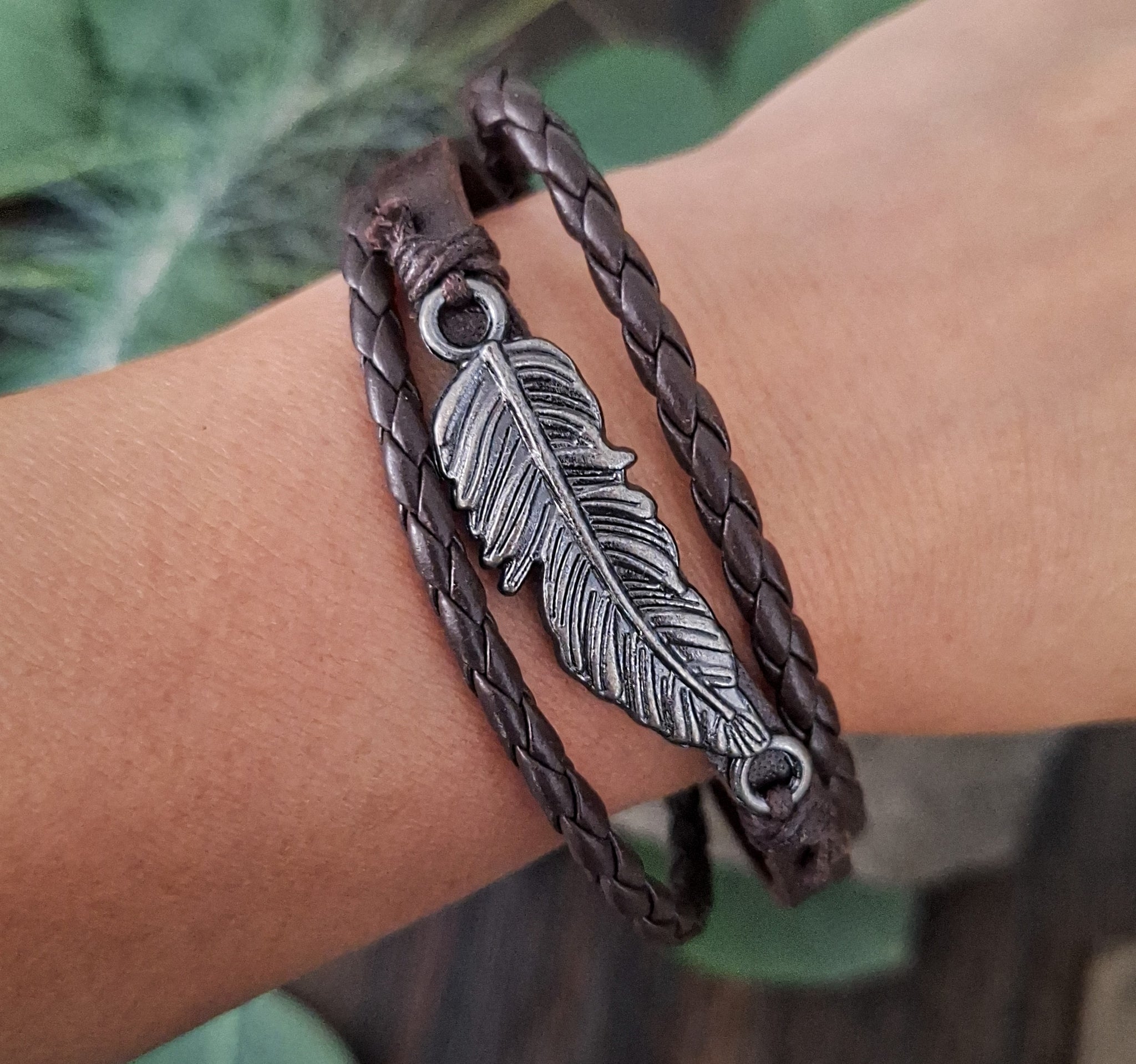 Classic Black Feather Bracelet Set | Silverado Outpost