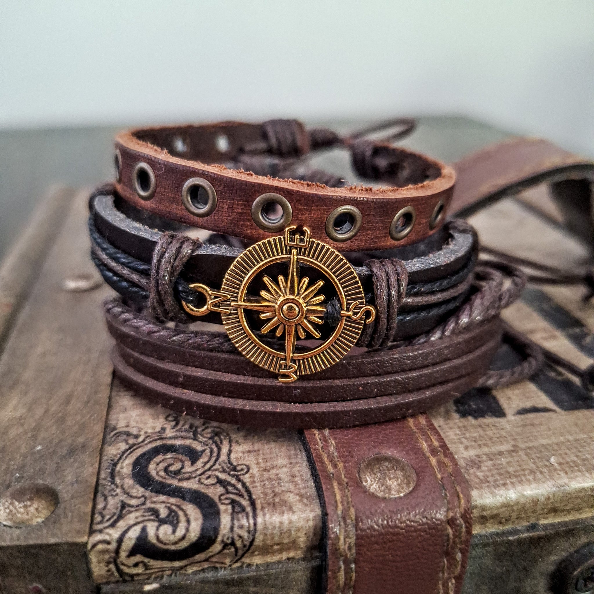 Pirate Rose Compass Bracelets (Gold)